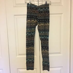 Aztec Pattern Leggings
